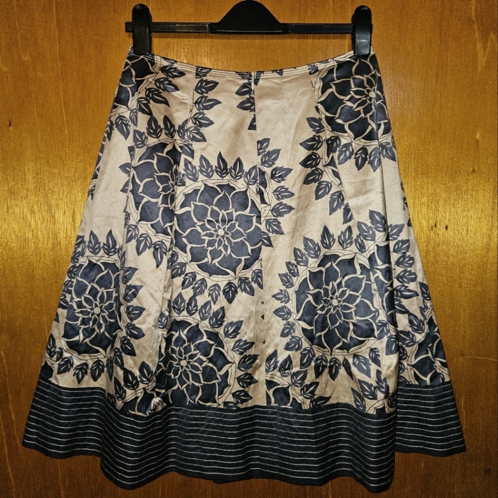 Silk blend Talbot's Collection Midi Skirt Size 6 with Pockets NWOT